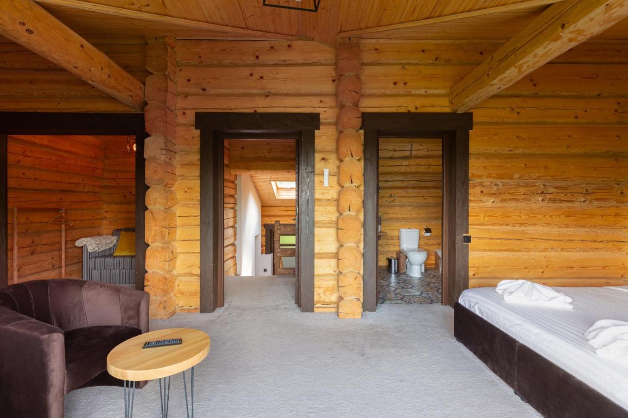 Good Days Shale 4 км до буковеля Chalet Jablunyzja